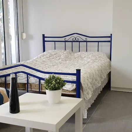Pavlos Apartmán Skála Neón Epivatón