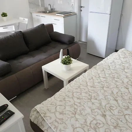 Pavlos Apartmán *